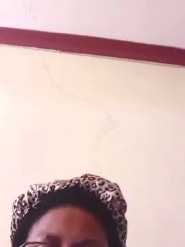 Sexytee01  live sex cam