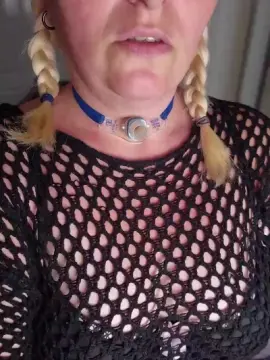 JuliaJamesXX69  live sex cam