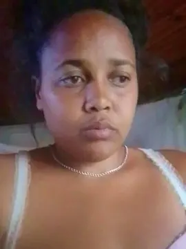 Lauren18  live sex cam