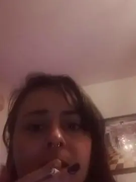 Vins61  live sex cam