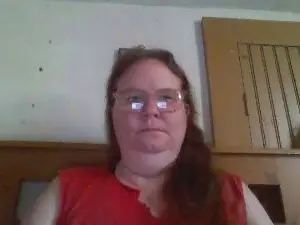 NaughtyQueen40  live sex cam