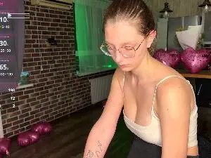 VanessaKnittel  live sex cam