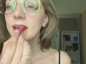 VanessaKnittel  live sex cam