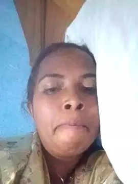 AnnieH  live sex cam