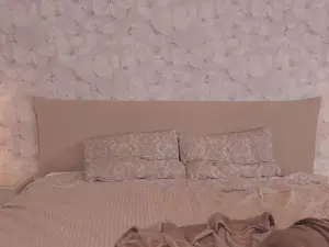 ReitaStrickert  live sex cam