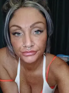 Krystal_Minx  live sex cam