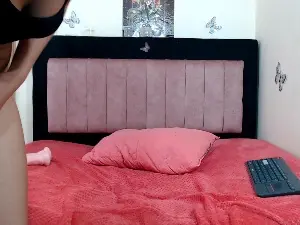 SOFYXS1  live sex cam
