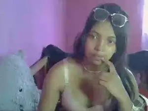Mayah01  live sex cam