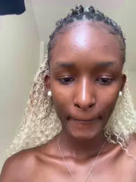 Naughty_rue  live sex cam