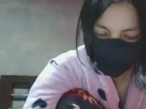 Tapluna3  live sex cam