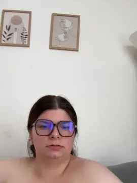 Beb2hot  live sex cam