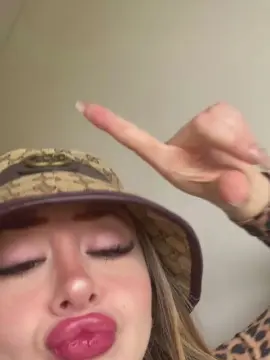Alaskitaa  live sex cam