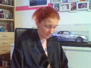 HarleyQuenn87  live sex cam