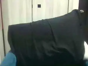 Mujersolitaria  live sex cam