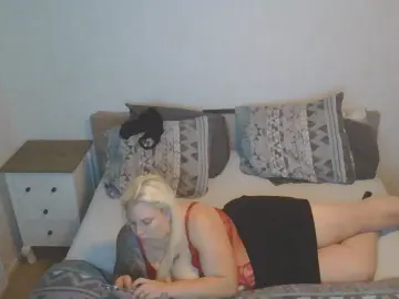 UitdagendKoppel  live sex cam