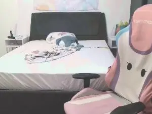 BambiTison  live sex cam