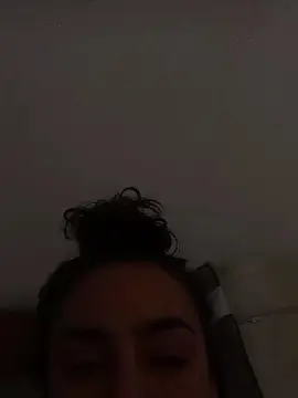 Camilla2290  live sex cam