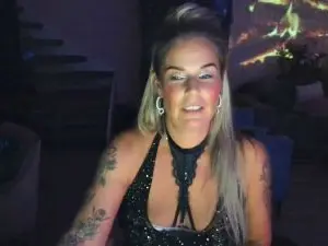 MrsAurora  live sex cam