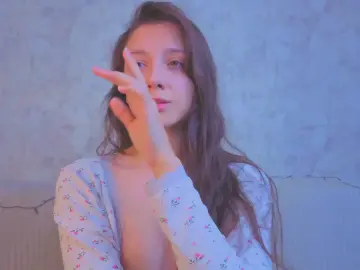 CatheyPrekker  live sex cam