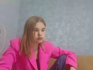 LavonneAtwell  live sex cam