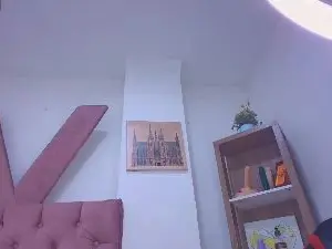 Saraa_More  live sex cam