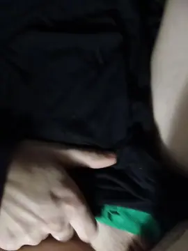 Sexysmallbody  live sex cam