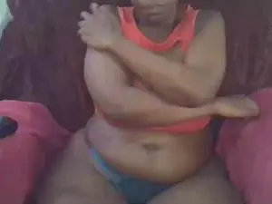 SmokinPhatBoobs  live sex cam