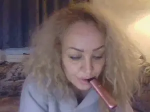 Nickycam3  live sex cam