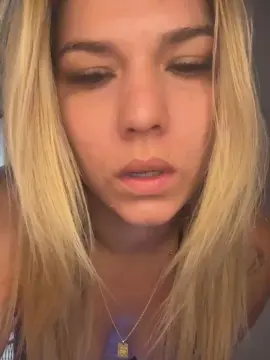 Laturqa  live sex cam