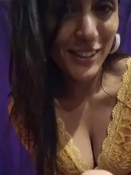 Negritapulposa  live sex cam