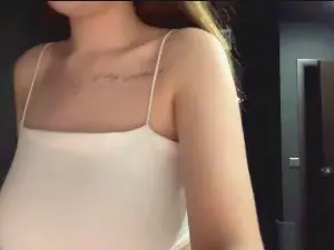 SierraSmelcer  live sex cam