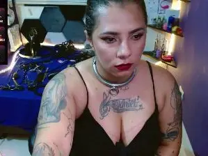 Alexa_slave77  live sex cam