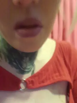 Agusssss_xxx  live sex cam