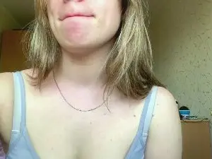 CarolinaToo  live sex cam
