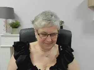 FemmeIRIS  live sex cam