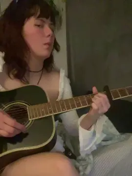 Ghostkitti  live sex cam