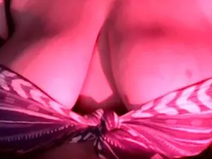 Hotlizzbabe  live sex cam