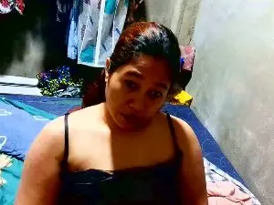 Maxine09  live sex cam