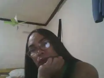 Pocatsxxx  live sex cam