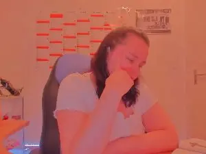 Eileen  live sex cam