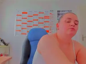 Eileen  live sex cam