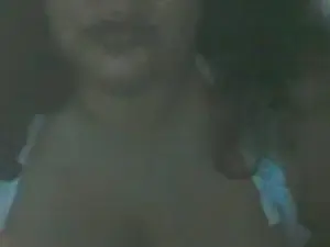 Melo18pm  live sex cam