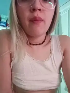 Soylulita  live sex cam