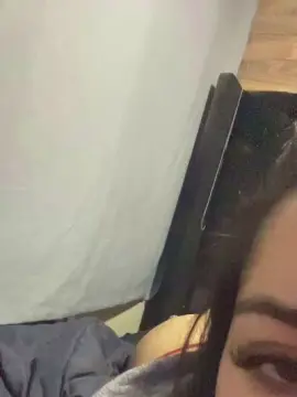 Soycoral777  live sex cam