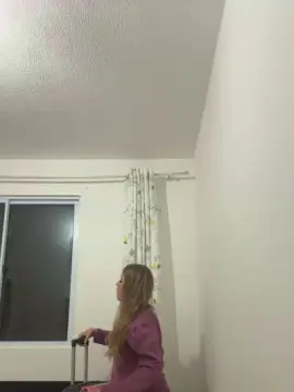 Latinamami  live sex cam