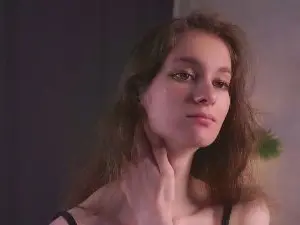 RosellaUrias  live sex cam