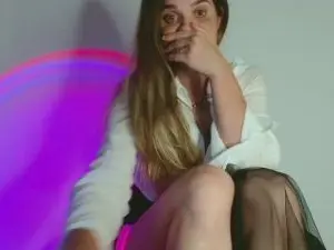 Nadona  live sex cam