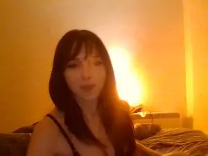 Honeeycat  live sex cam