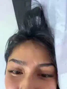 Linarodri24  live sex cam