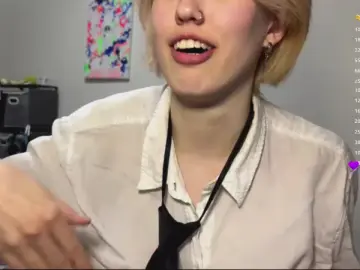 ToshikoEracleo  live sex cam